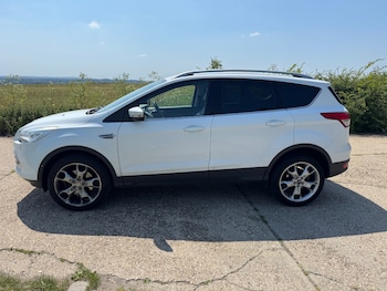 Used Ford Kuga 2015 for sale - 78953432: Photo