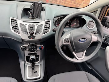 Used Ford Fiesta 2010 for sale - 77744336: Photo