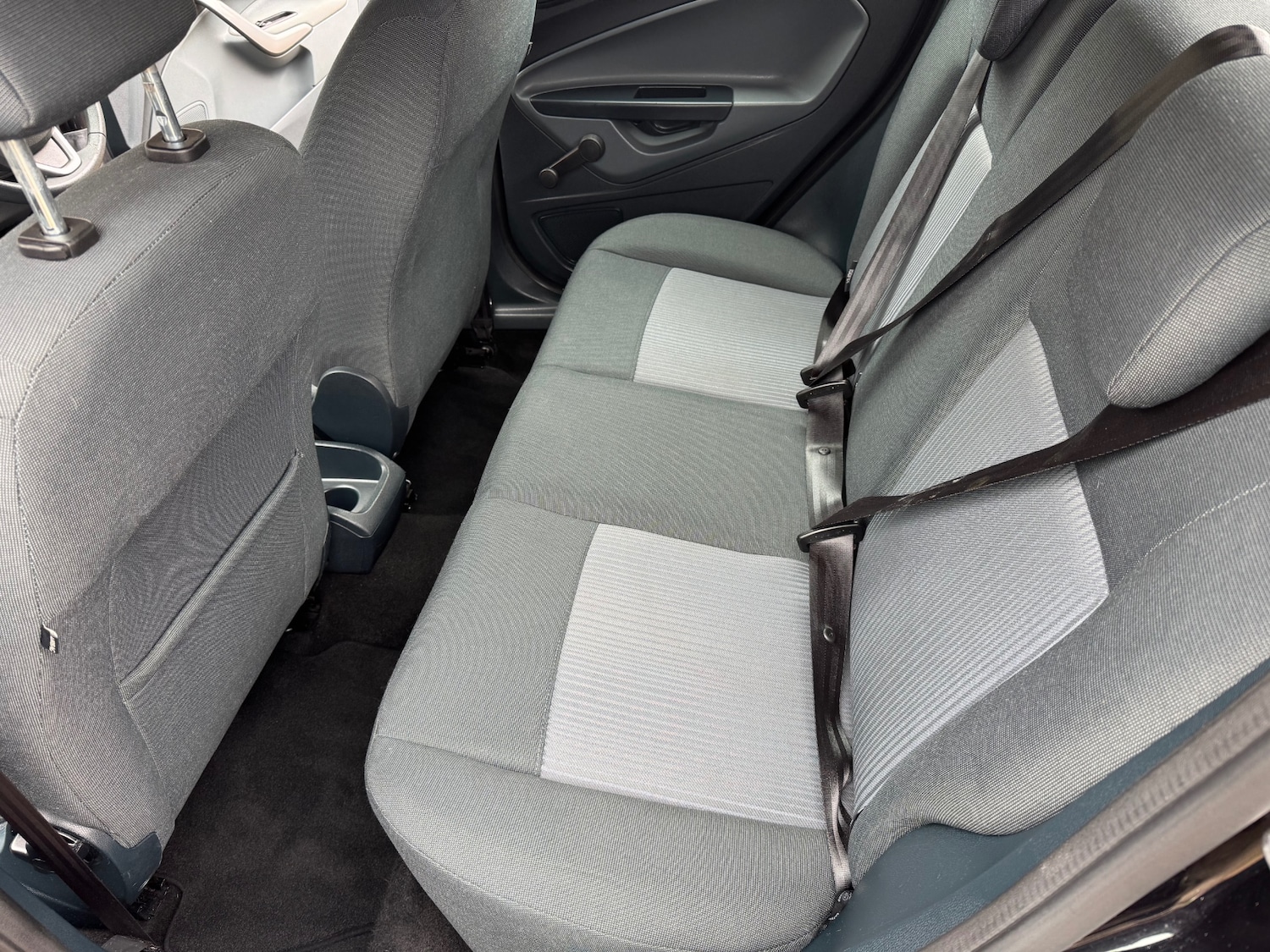 Used Ford Fiesta 2010 for sale - 77744336: Photo 5