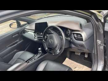 Used Toyota C-HR 2020 for sale - 74287630: Photo