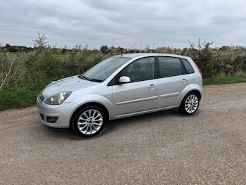 Used Ford Fiesta 2008 for sale - 76232674: Photo