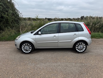 Used Ford Fiesta 2008 for sale - 76232674: Photo