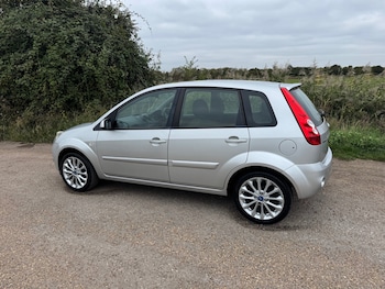 Used Ford Fiesta 2008 for sale - 76232674: Photo