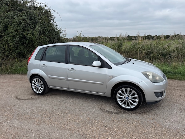 Used Ford Fiesta 2008 for sale - 76232674: Photo 7