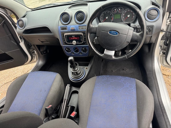 Used Ford Fiesta 2008 for sale - 76232674: Photo 8