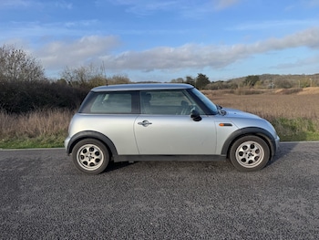 Used MINI Hatch 2002 for sale - 77380741: Photo