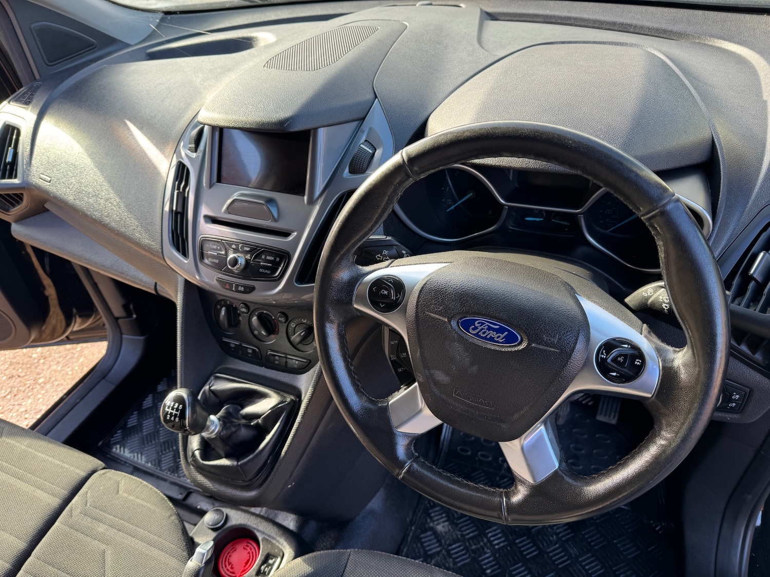 Used Ford Transit Connect 2018 for sale - 77431690: Photo 3