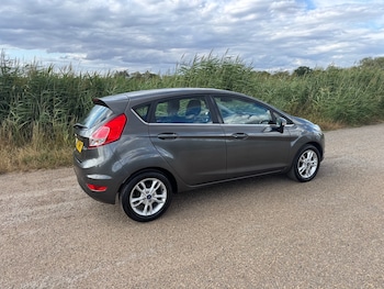 Used Ford Fiesta 2017 for sale - 79217244: Photo