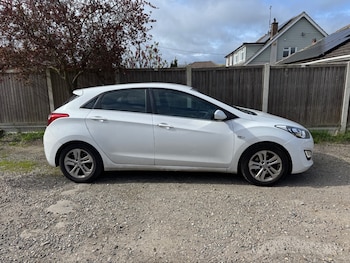Used Hyundai i30 2015 for sale - 78107942: Photo