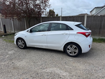 Used Hyundai i30 2015 for sale - 78107942: Photo