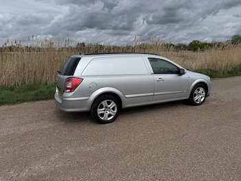 Used Vauxhall Astra Van 2009 for sale - 78255148: Photo