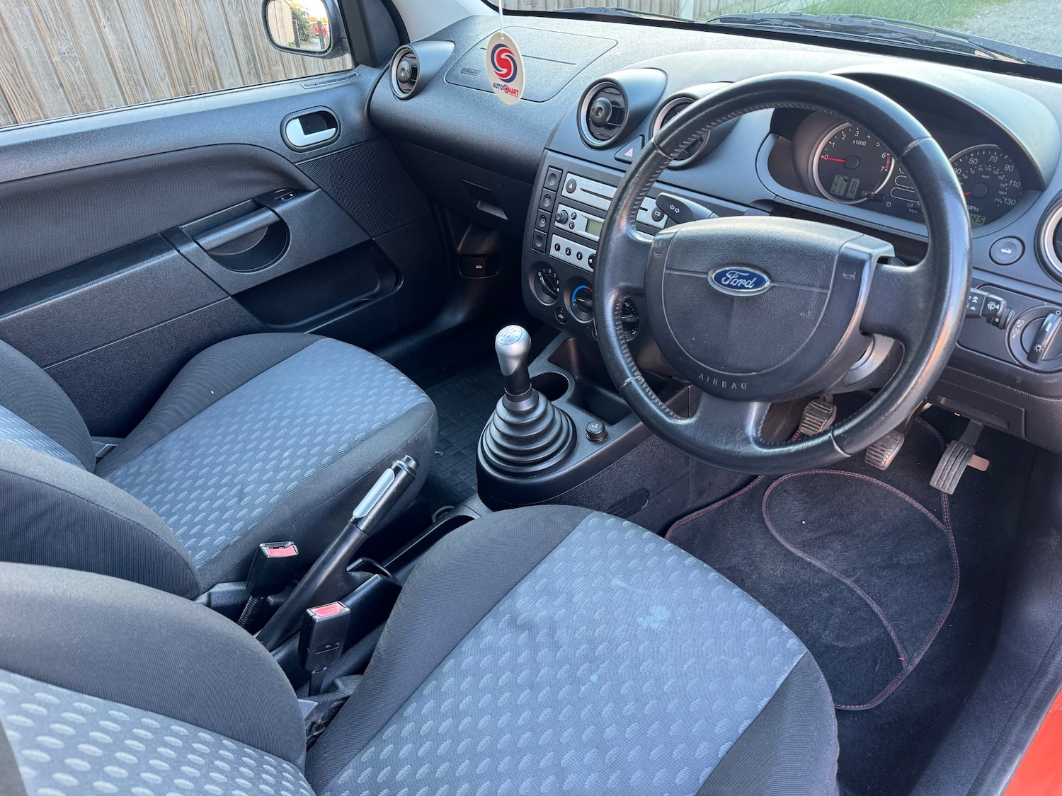 Used Ford Fiesta 2004 for sale - 78213453: Photo 6