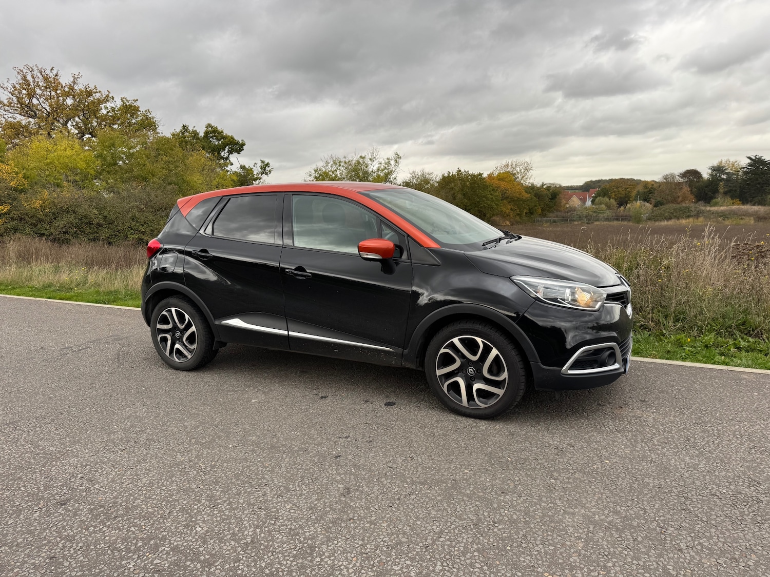Used Renault Captur 2017 for sale - 76414907: Photo 1