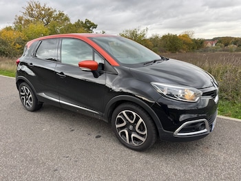 Used Renault Captur 2017 for sale - 76414907: Photo