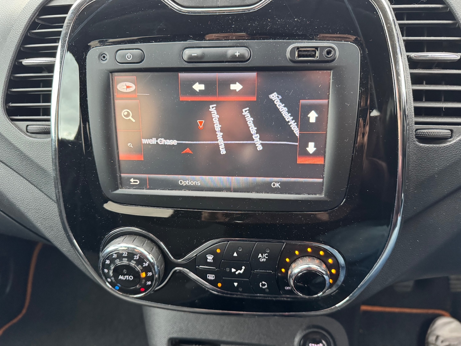 Used Renault Captur 2017 for sale - 76414907: Photo 5