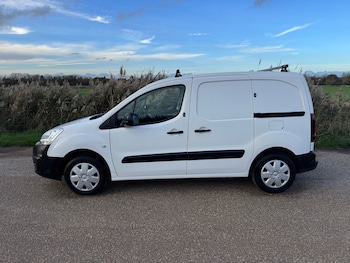 Used Citroen Berlingo 2015 for sale - 76526483: Photo