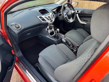 Used Ford Fiesta 2012 for sale - 77406400: Photo