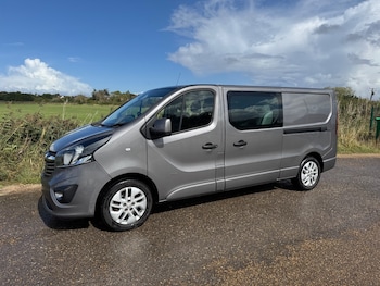 Used Vauxhall Vivaro 2015 for sale - 75751731: Photo