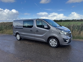 Used Vauxhall Vivaro 2015 for sale - 75751731: Photo