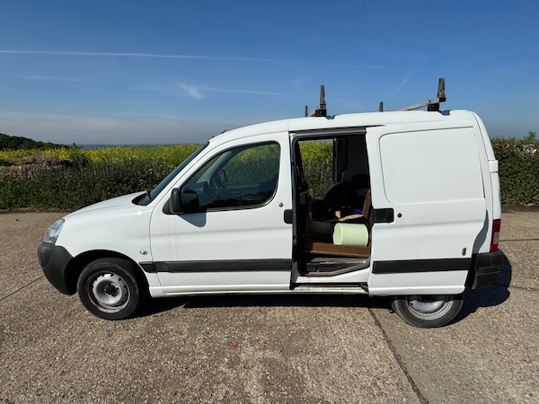 Used Peugeot Partner 2010 for sale - 76224030: Photo 3