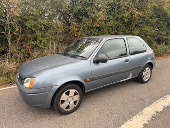 Used Ford Fiesta 2001 for sale - 76232731: Photo