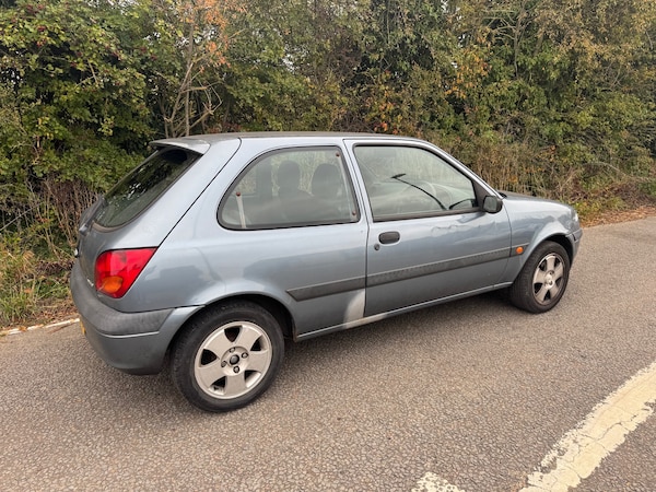 Used Ford Fiesta 2001 for sale - 76232731: Photo 5