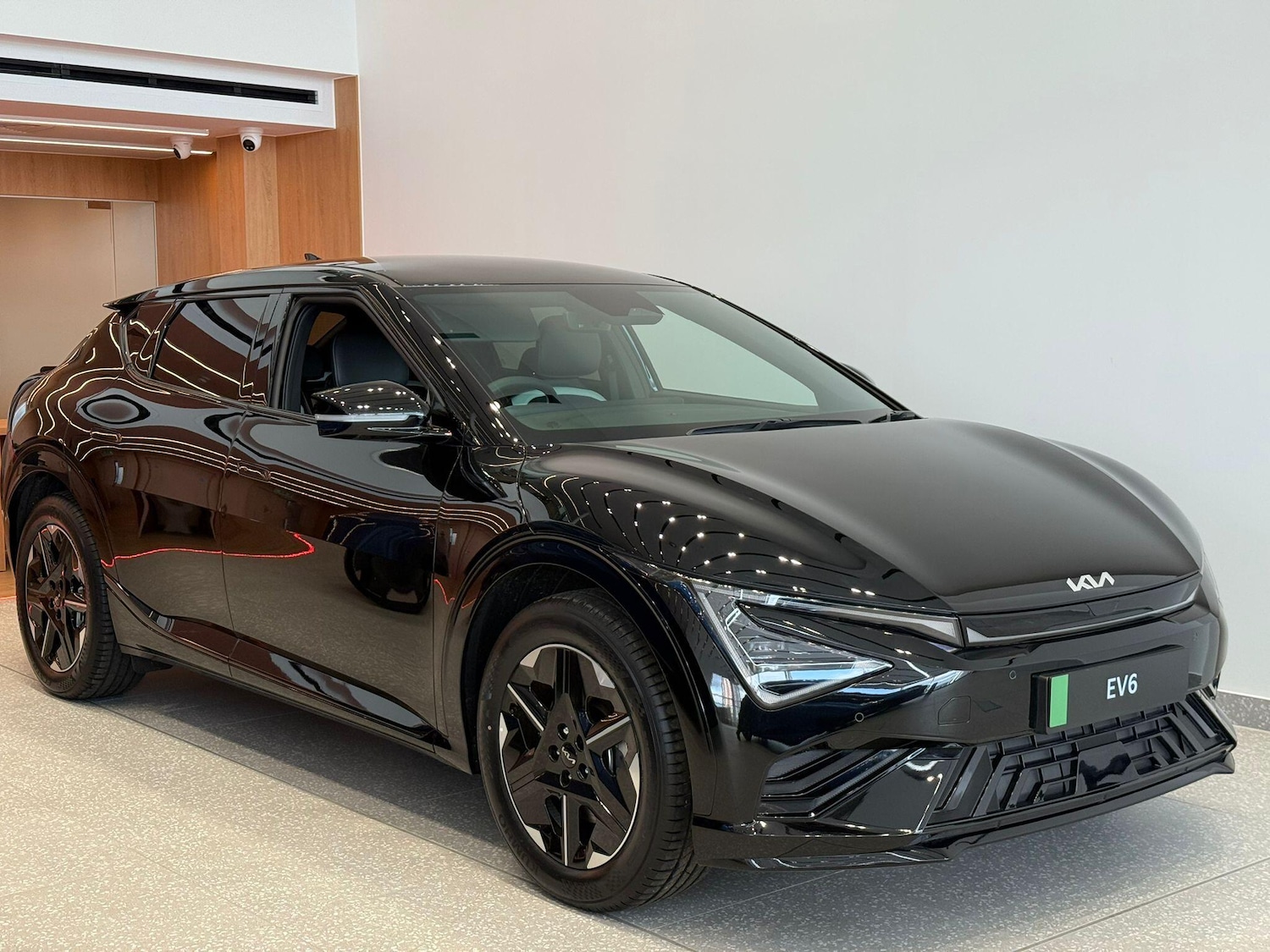 Used Kia EV6 for sale - 76512610: Photo 1