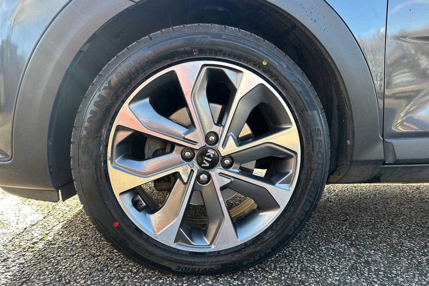 Used Kia Stonic 2019 for sale - 76866281: Photo 9