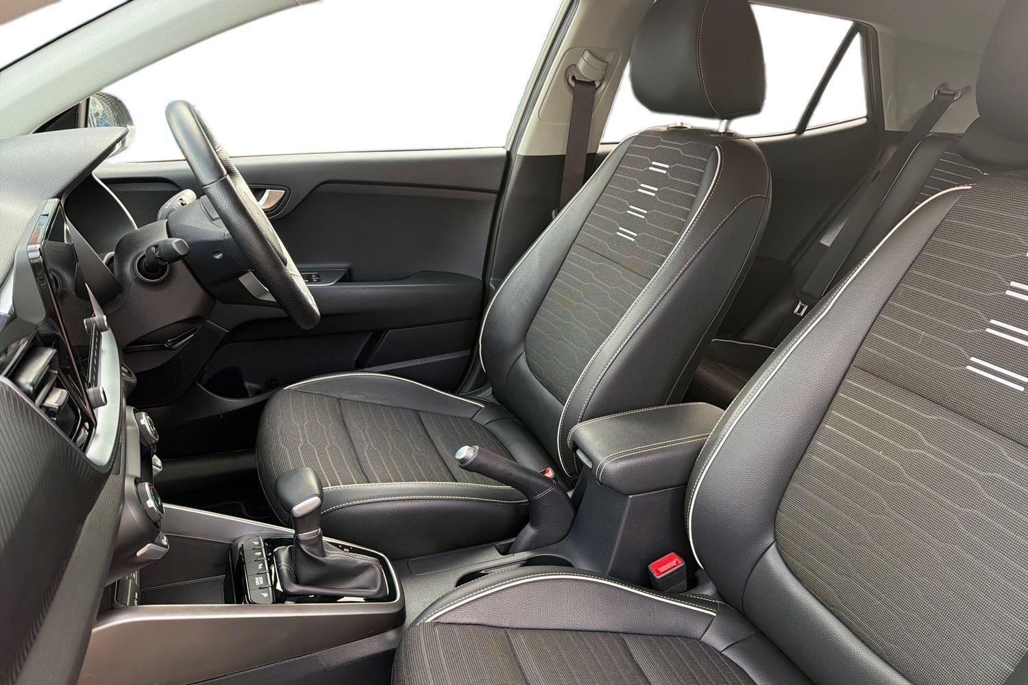 Used Kia Stonic 2024 for sale - 76513380: Photo 7