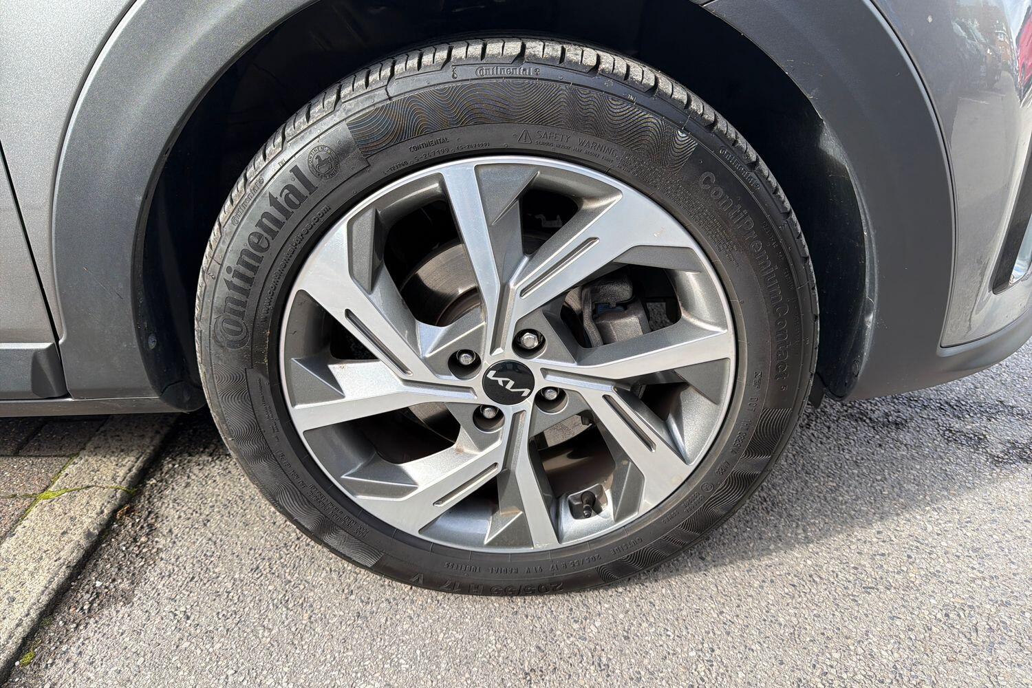 Used Kia Stonic 2024 for sale - 76513380: Photo 9