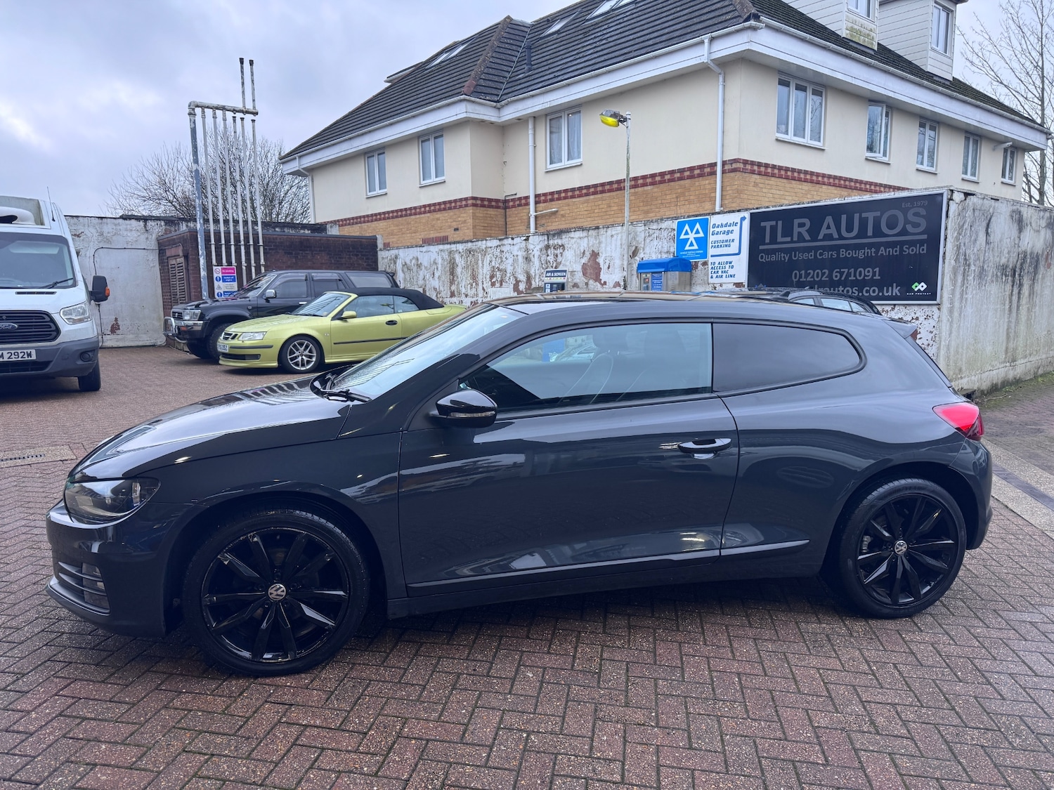 Used Volkswagen Scirocco 2017 for sale - 77261313: Photo 2