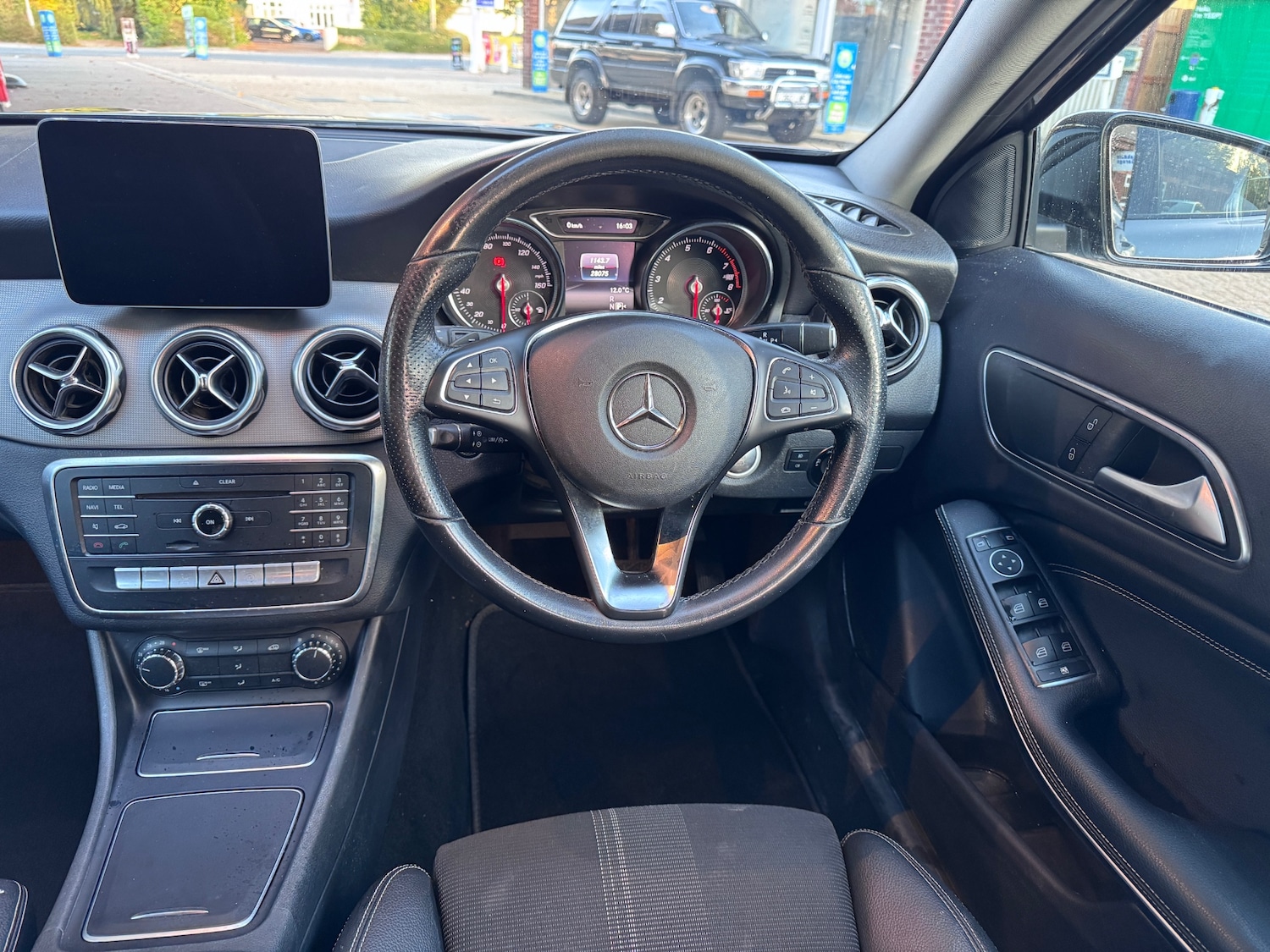 Used Mercedes-Benz GLA 2019 for sale - 76404892: Photo 3