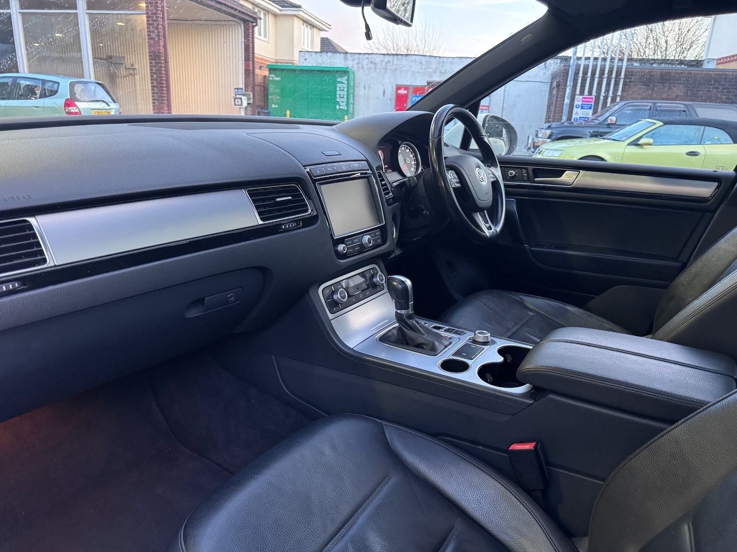 Used Volkswagen Touareg 2015 for sale - 77151710: Photo 7