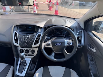 Used Ford Focus 2014 for sale - 77962042: Photo