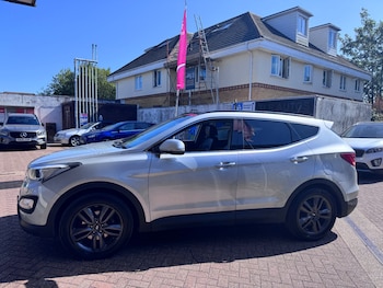 Used Hyundai Santa Fe 2014 for sale - 79263987: Photo