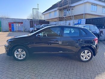 Used Volkswagen Polo 2018 for sale - 77774534: Photo