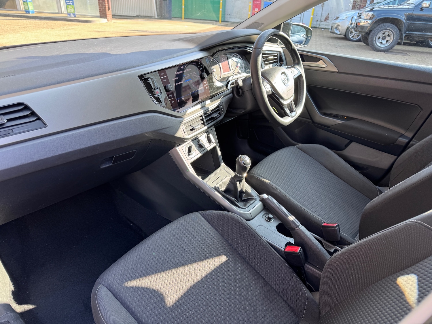 Used Volkswagen Polo 2018 for sale - 77774534: Photo 4