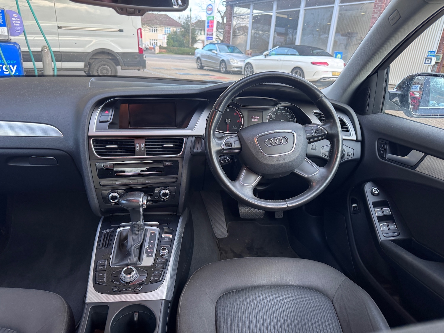 Used Audi A4 2012 for sale - 77420510: Photo 3