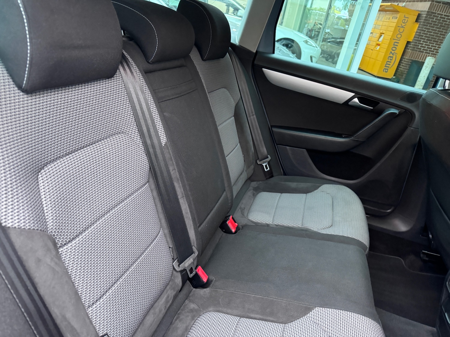 Used Volkswagen Passat 2013 for sale - 76466133: Photo 11