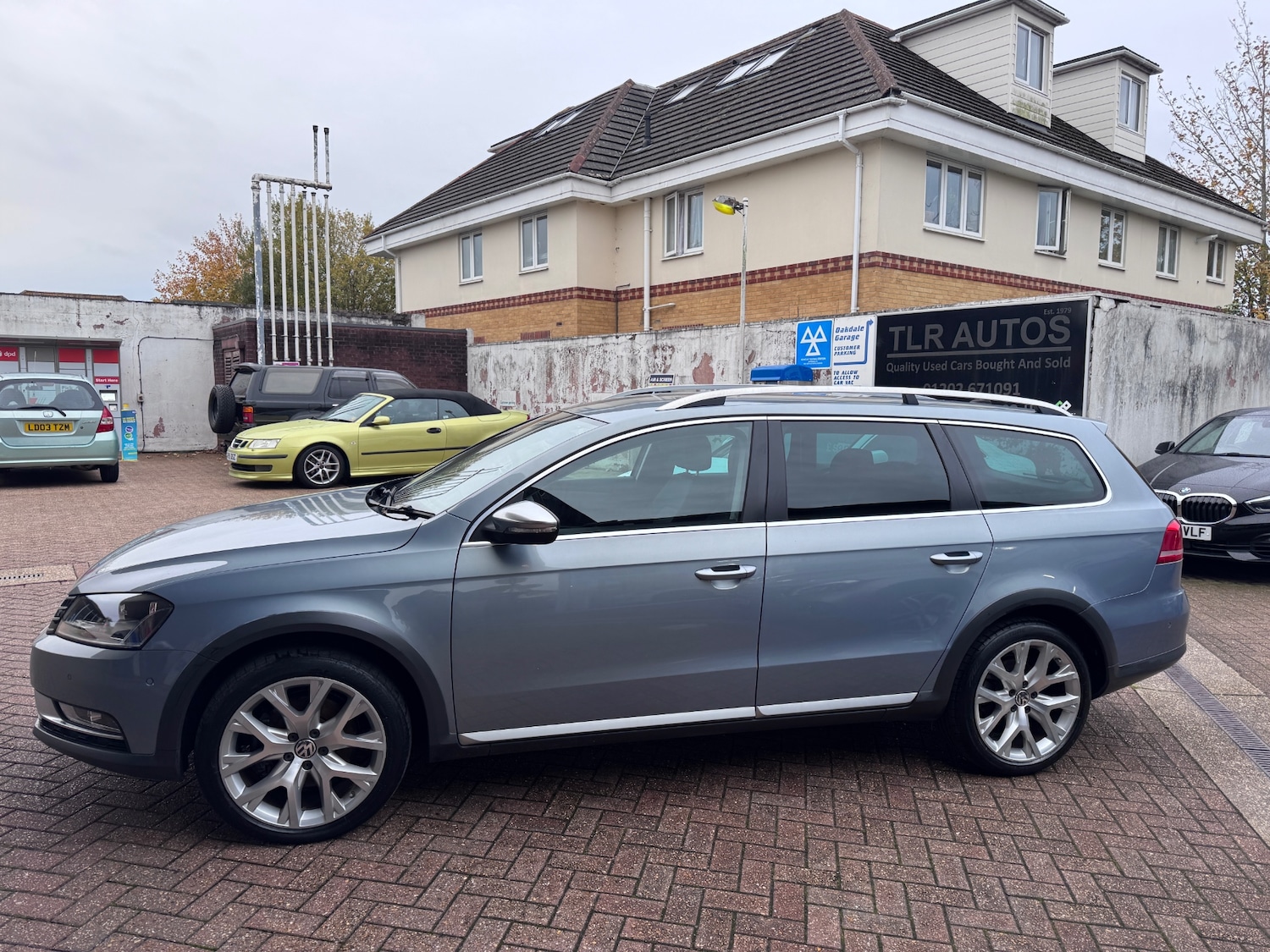 Used Volkswagen Passat 2013 for sale - 76466133: Photo 2