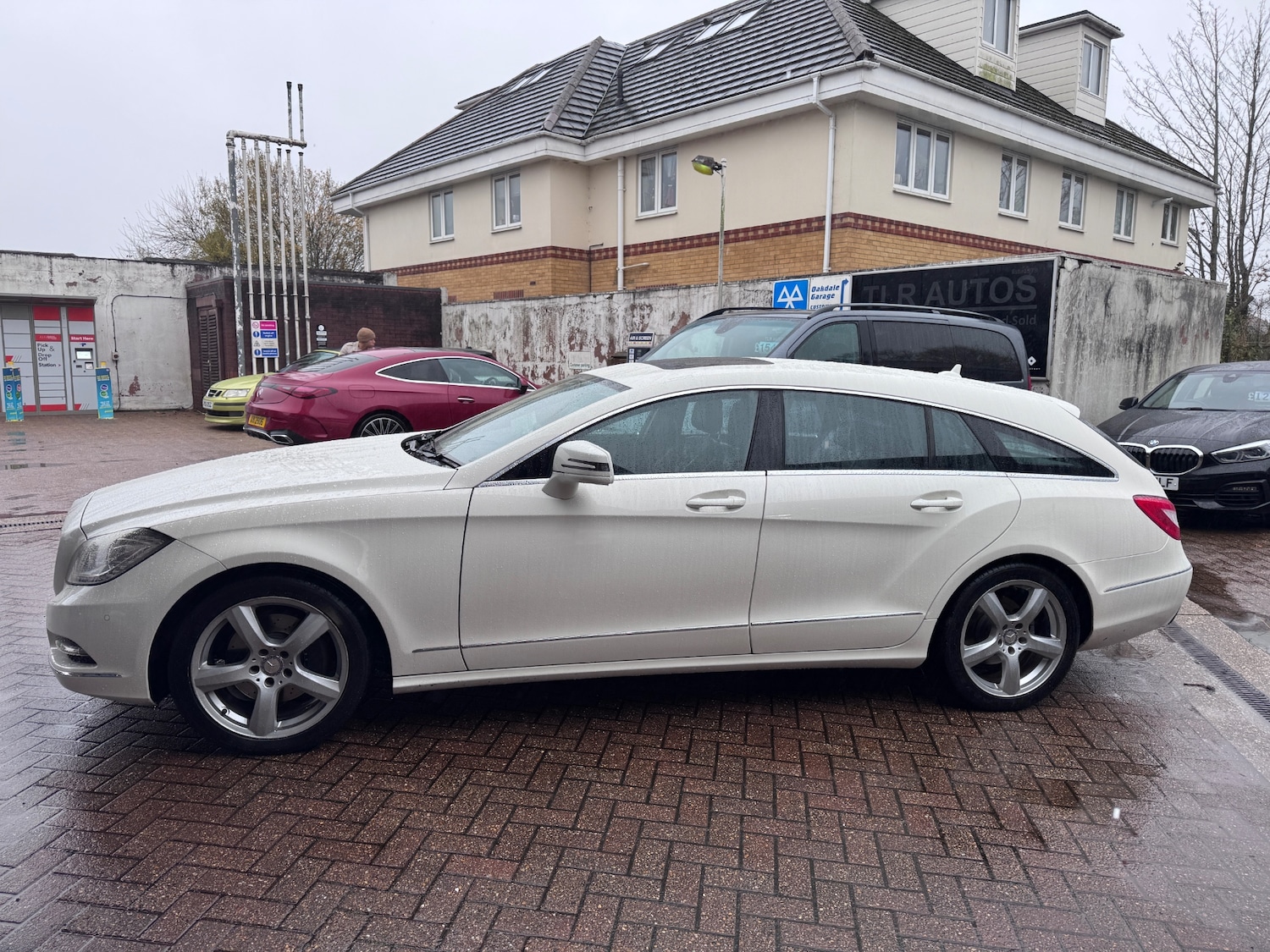 Used Mercedes-Benz CLS 2025 for sale - 76778126: Photo 2