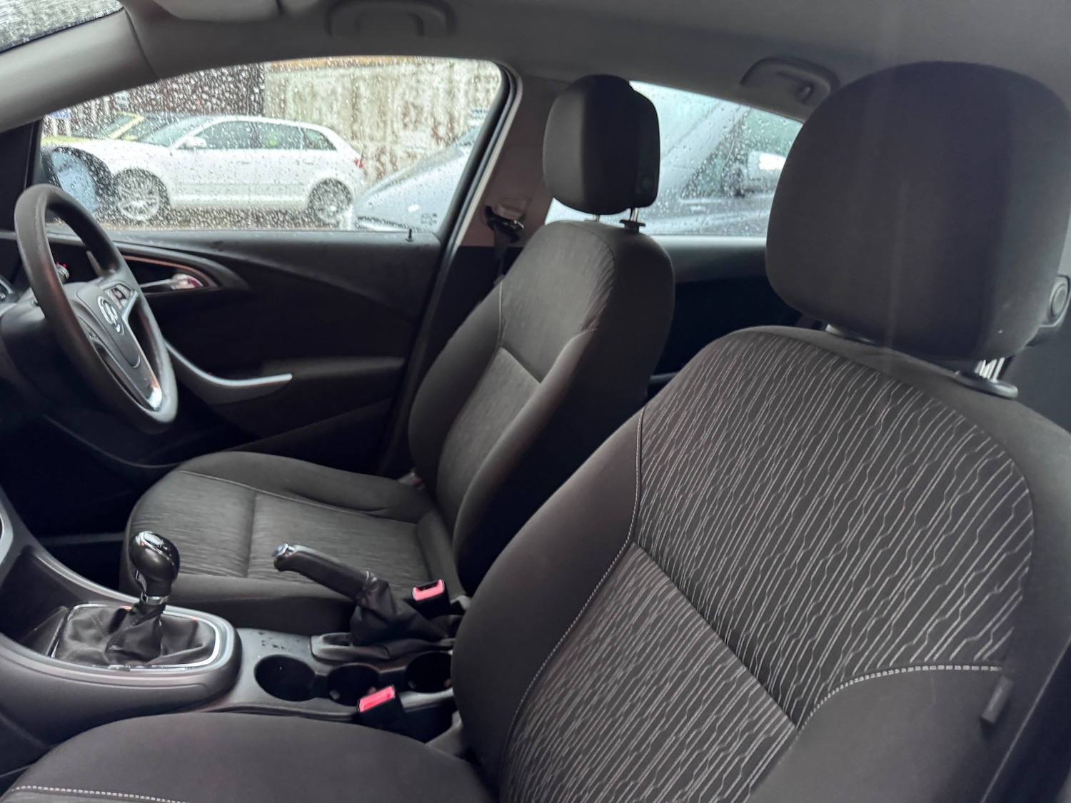 Used Vauxhall Astra 2014 for sale - 77023182: Photo 3