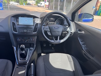 Used Ford Focus 2017 for sale - 79140256: Photo