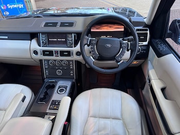 Used Land Rover Range Rover 2011 for sale - 77460017: Photo