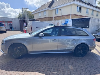Used Audi A4 2011 for sale - 75920428: Photo