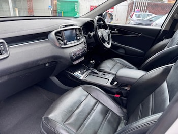 Used Kia Sorento 2016 for sale - 78940067: Photo
