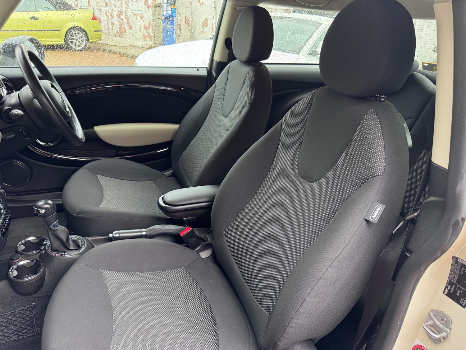 Used MINI Hatch 2010 for sale - 76479933: Photo 4