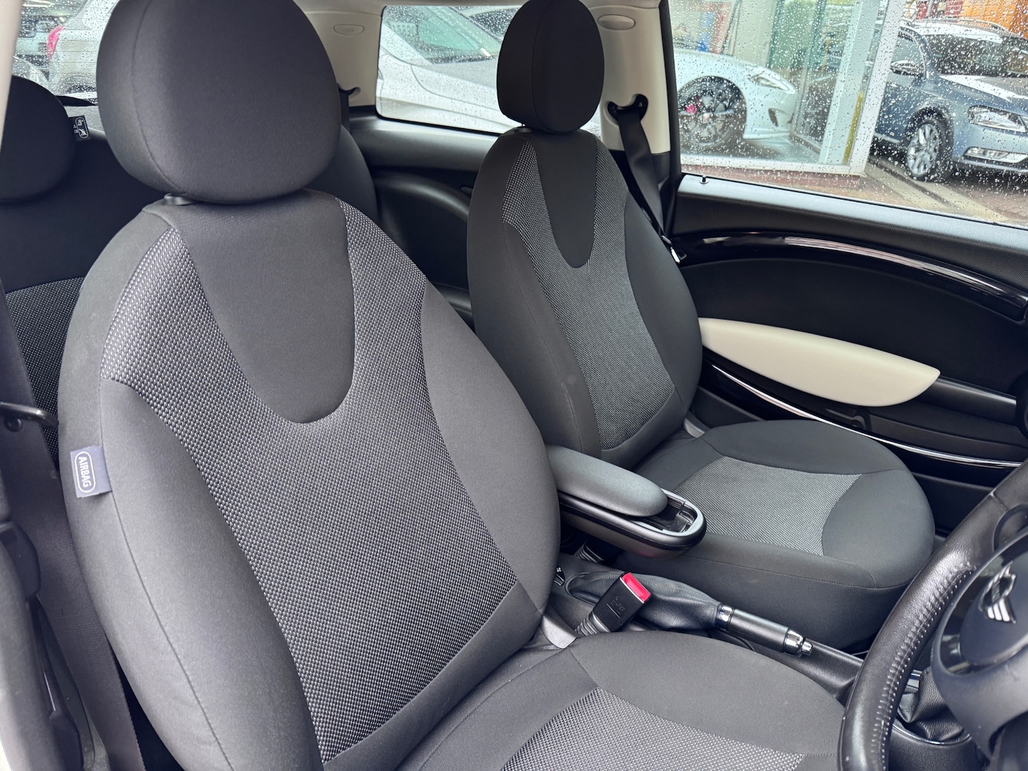 Used MINI Hatch 2010 for sale - 76479933: Photo 9