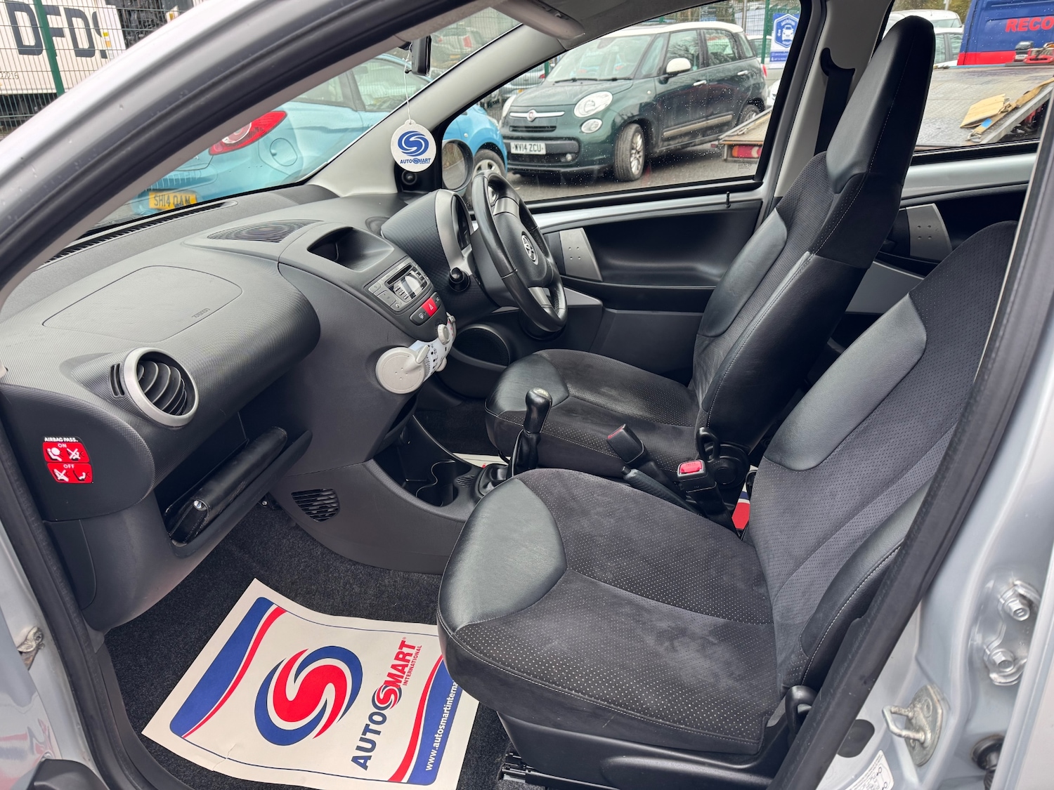 Used Toyota AYGO 2013 for sale - 77324418: Photo 16