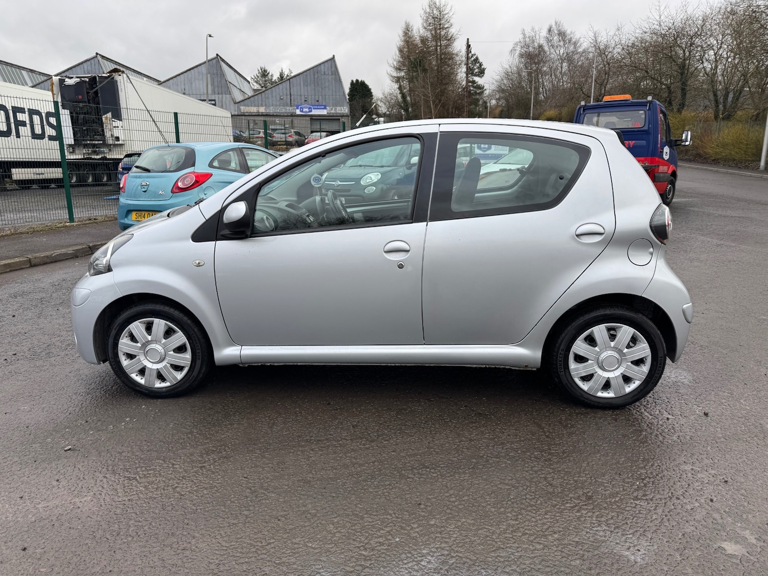 Used Toyota AYGO 2013 for sale - 77324418: Photo 3